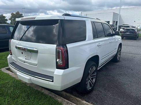 Used 2018 GMC Yukon Denali w/ Denali Ultimate Package AWD/4WD image 9