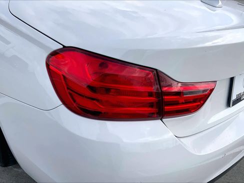 Used 2014 BMW 435i Convertible image 27