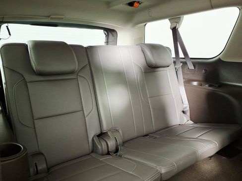 Used 2017 GMC Yukon XL Denali AWD/4WD image 14