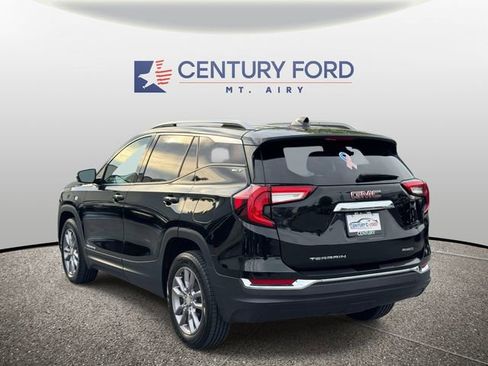 Used 2023 GMC Terrain SLT AWD/4WD image 4