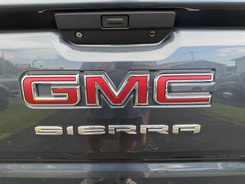 Used 2020 GMC Sierra 1500 Elevation w/ Elevation Value Package AWD/4WD image 15