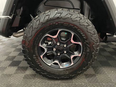 Used 2022 Jeep Wrangler Unlimited Rubicon 4xe AWD/4WD image 20