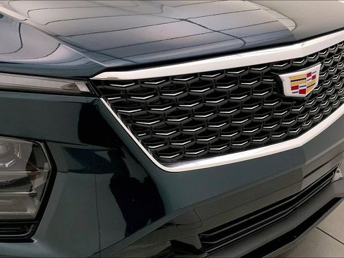 Used 2024 Cadillac XT4 Premium Luxury w/ Cold Weather Package FWD image 29