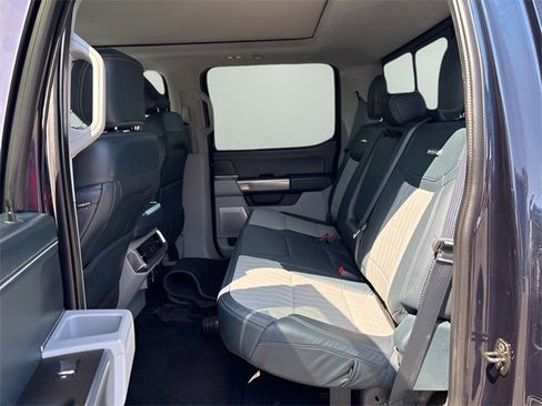 Used 2022 Ford F150 Limited image 21