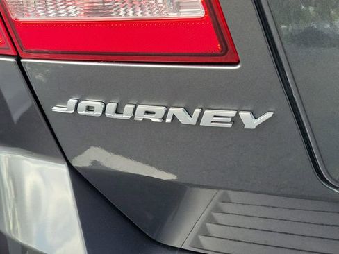 Used 2020 Dodge Journey SE FWD image 10