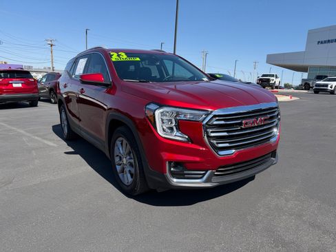 Used 2023 GMC Terrain SLT w/ Infotainment Package II FWD image 1
