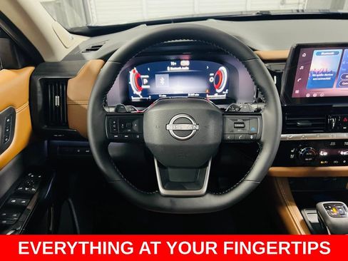 New 2026 Nissan Pathfinder Platinum FWD image 5