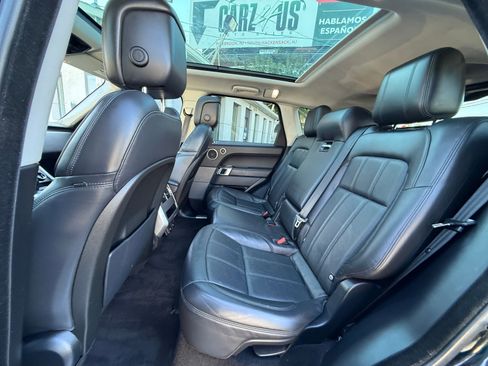 Used 2020 Land Rover Range Rover Sport HSE image 26