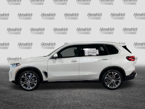 New 2026 BMW X5 sDrive40i image 5