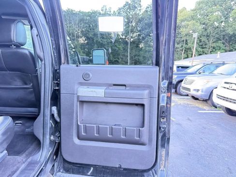 Used 2015 Ford F250 Lariat w/ Chrome Package AWD/4WD image 25