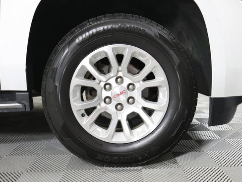 Used 2019 GMC Yukon SLT AWD/4WD image 6