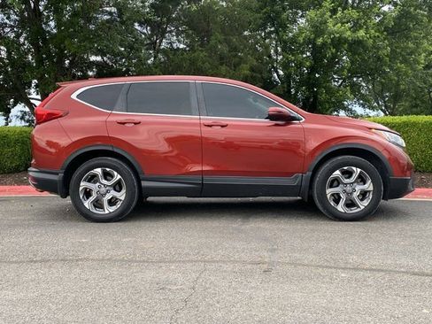 Used 2017 Honda CR-V EX image 2
