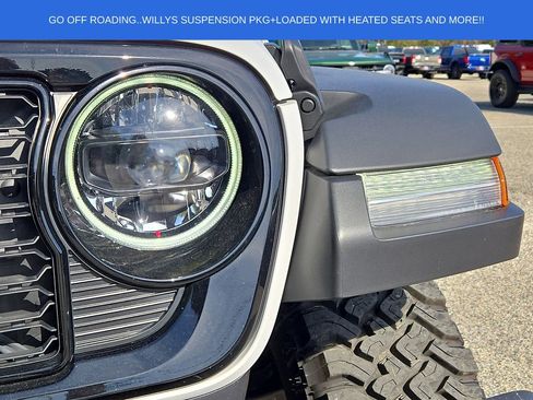 Used 2025 Jeep Wrangler Unlimited Sport S 4xe AWD/4WD image 9