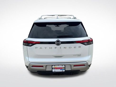 Certified 2025 Nissan Pathfinder Platinum w/ Cargo Package AWD/4WD image 43
