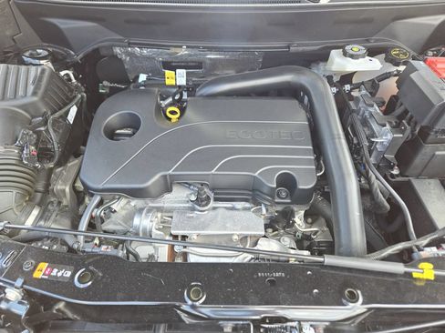 Used 2026 Chevrolet Equinox LT FWD image 25