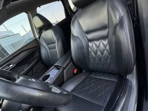 Used 2021 Nissan Rogue Platinum FWD image 16