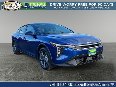 Used 2025 Kia K4 LXS image 1