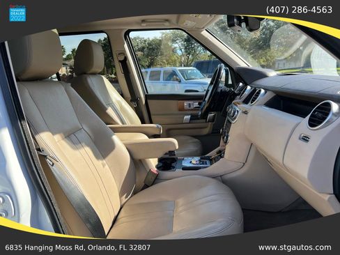 Used 2016 Land Rover LR4 HSE Silver Edition AWD/4WD image 19