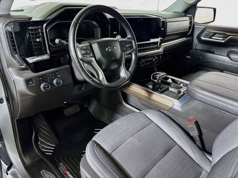 Certified 2024 Chevrolet Silverado 1500 LT Trail Boss w/ Convenience Package II AWD/4WD image 7