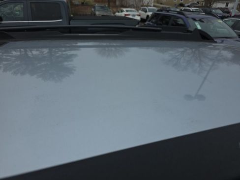 Used 2022 Subaru Outback Limited image 8