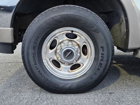 Used 2001 Ford Excursion Limited image 13