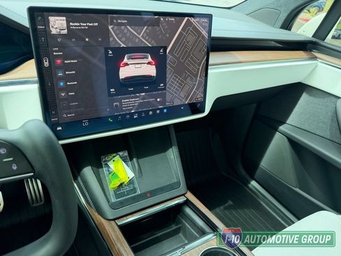 Used 2023 Tesla Model X AWD/4WD image 30