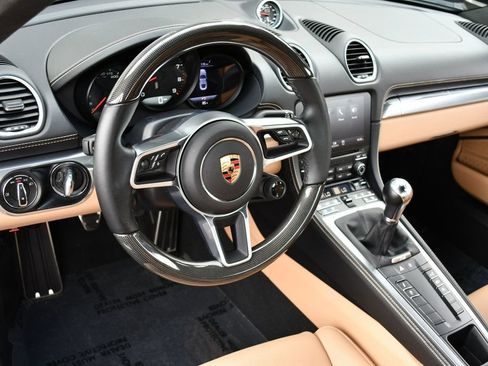 Used 2022 Porsche 718 Cayman GTS RWD image 41