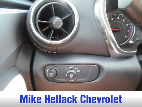 Used 2024 Chevrolet Blazer LT FWD image 24