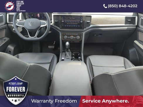 Used 2023 Volkswagen Atlas SE w/ Panoramic Sunroof Package FWD image 14
