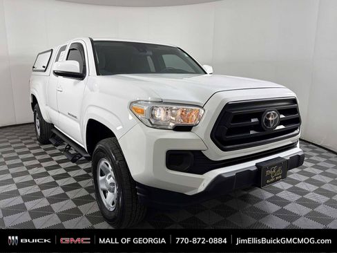 Used 2023 Toyota Tacoma SR image 1