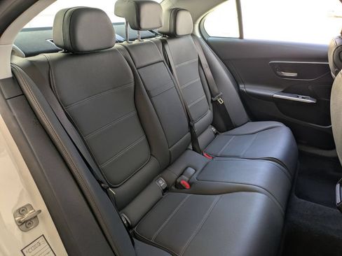Used 2025 Mercedes-Benz C 300 Sedan image 27