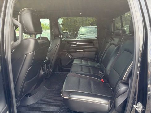 Used 2019 RAM 1500 Laramie AWD/4WD image 12