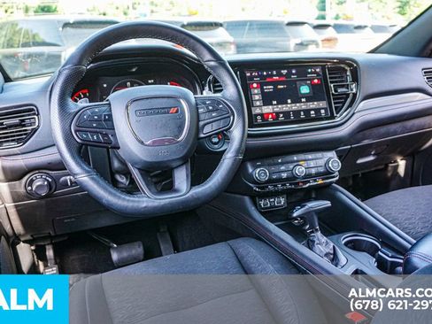 Used 2025 Dodge Durango GT RWD image 29