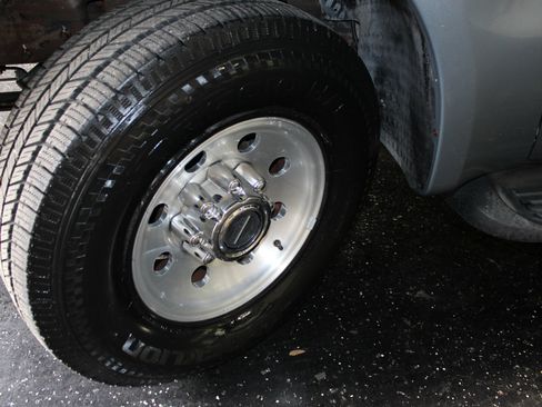 Used 2000 Ford Excursion XLT AWD/4WD image 37