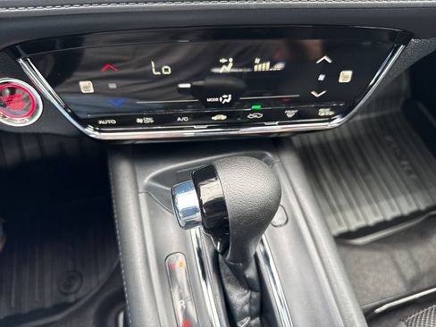 Used 2021 Honda HR-V EX image 32