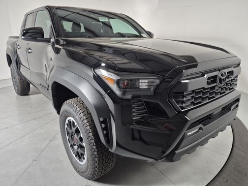 New 2026 Toyota Tacoma SR5 AWD/4WD image 6
