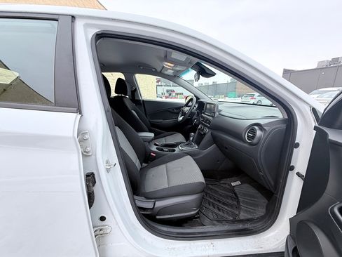 Used 2019 Hyundai Kona SE image 11
