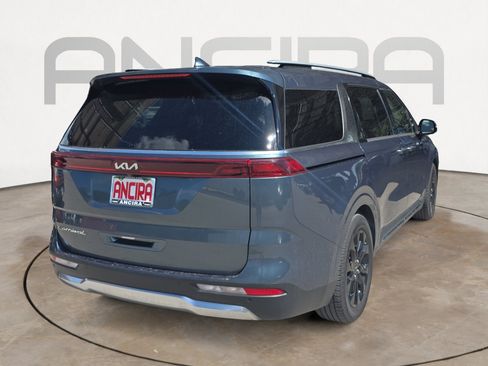 Used 2022 Kia Carnival SX FWD image 8