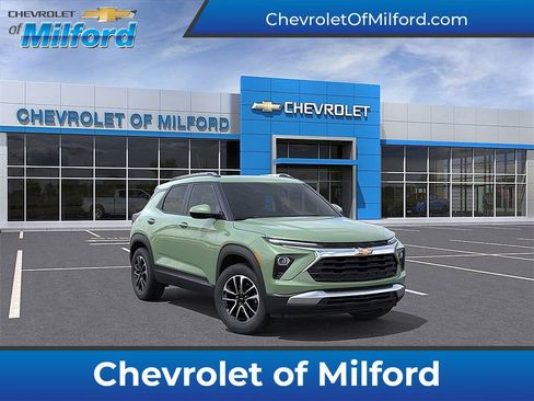 New 2026 Chevrolet TrailBlazer LT w/ Convenience Package AWD/4WD image 1