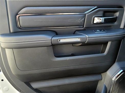 Used 2024 RAM 3500 Limited image 17