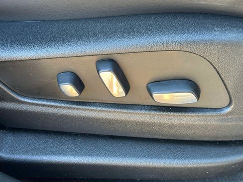 Certified 2022 Cadillac XT5 Premium Luxury image 28