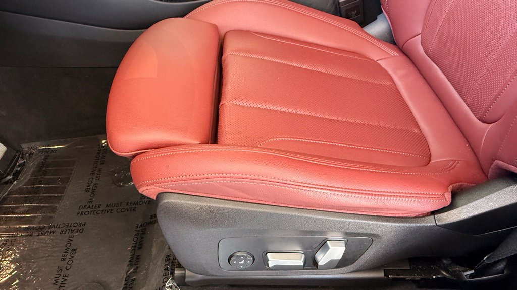 Used 2022 BMW X3 sDrive30i w/ M Sport Package 2 RWD image 5