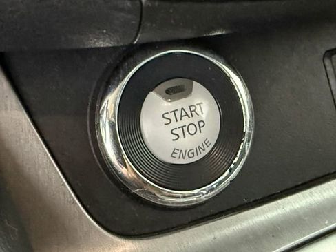 Used 2021 Nissan Murano SV FWD image 15