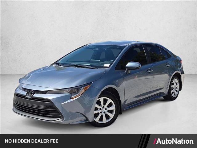 Used 2025 Toyota Corolla LE FWD image 1