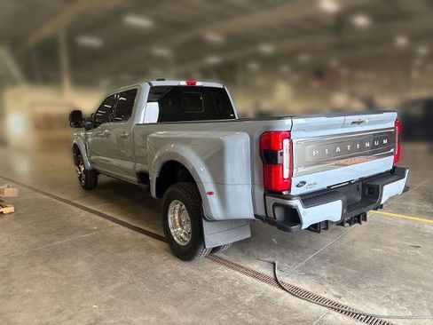 Certified 2024 Ford F350 Platinum AWD/4WD image 3