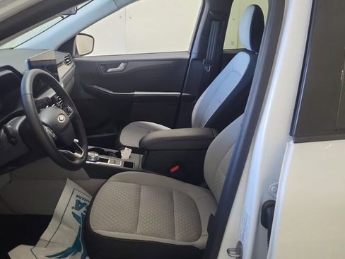 Used 2023 Ford Escape Active w/ Tech Pack #2 image 7