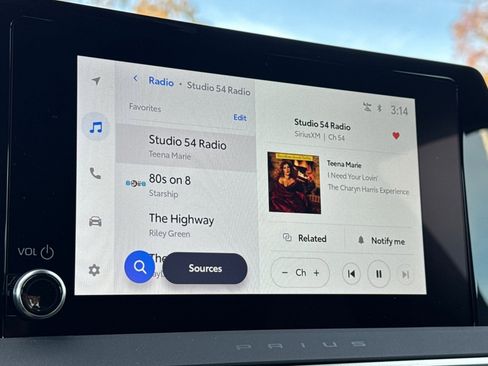 New 2026 Toyota Prius XLE image 21