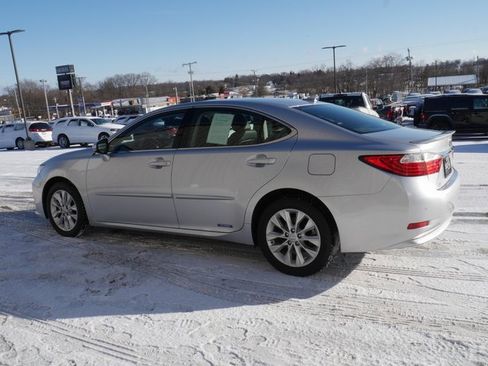 Used 2014 Lexus ES 300h image 11
