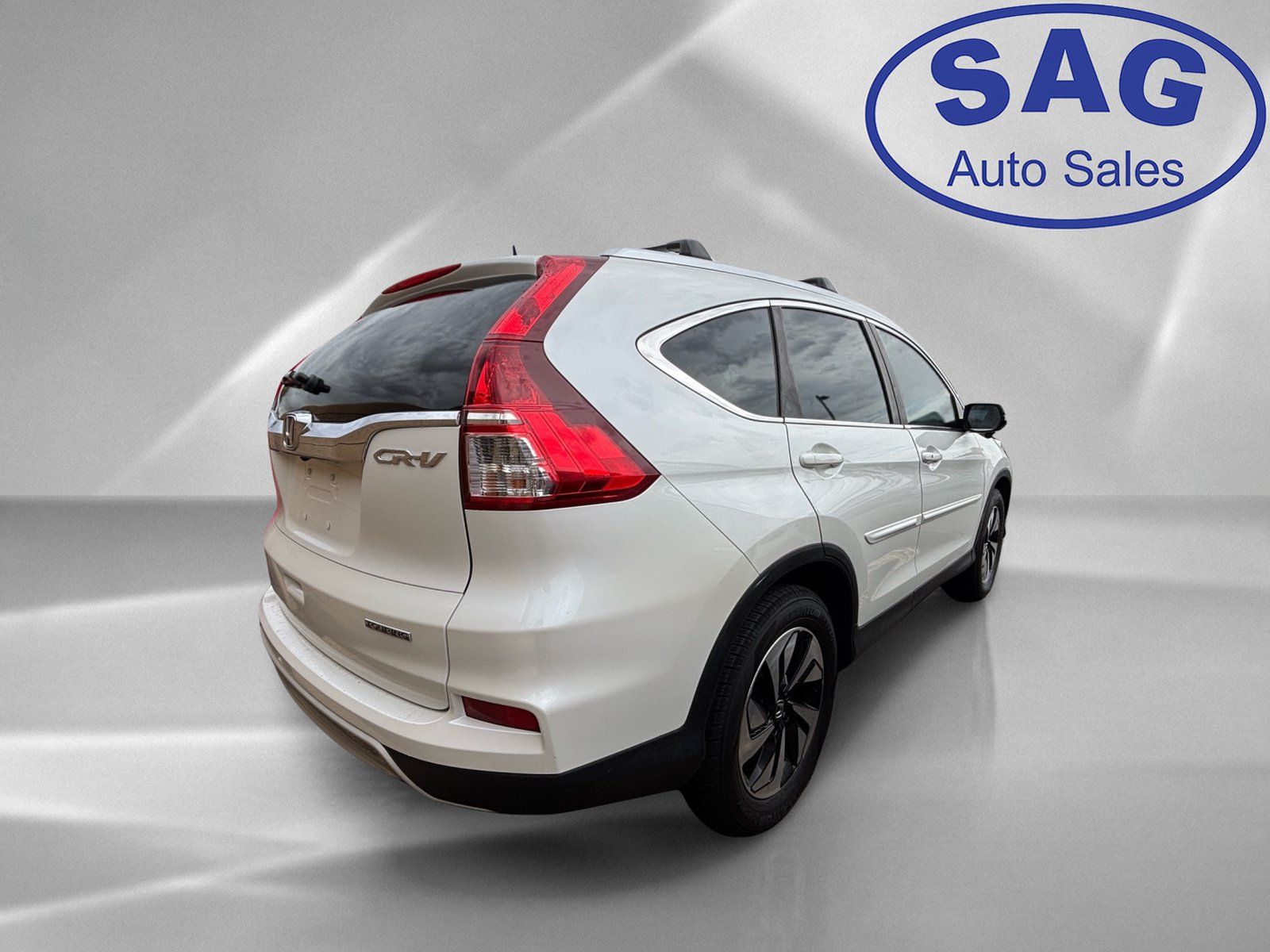 Used 2015 Honda CR-V Touring image 3