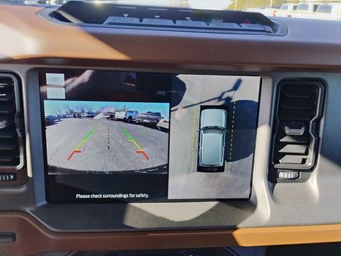 Used 2024 Ford Bronco Outer Banks w/ Sasquatch Package image 33